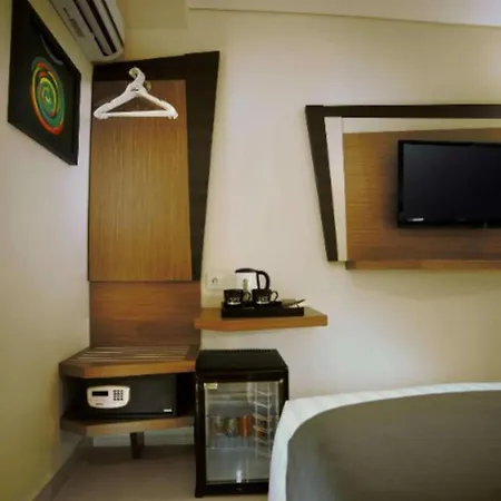 Hotel Neo - Kuta, Jelantik